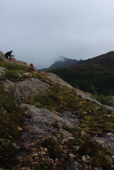 A high alpine traverse that needs marking with cairns.