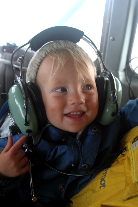 Katmai was less interested in flightseeing than in the cool headphones.