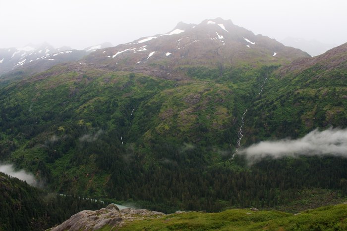 You can't see it in this photo, but the <a href="http://www.groundtruthtrekking.org/tutka_backdoor/">Tutka Backdoor</a> trail traverses this slope from the pass in the ridge on the right down to the valley below, weaving through cliffs and along shelves.