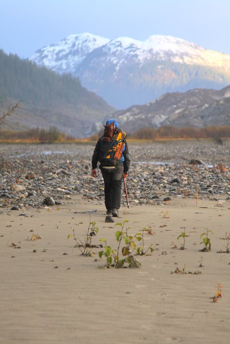 With nearly two weeks of supplies to get us to Yakutat, the packraft still fit in nicely.
