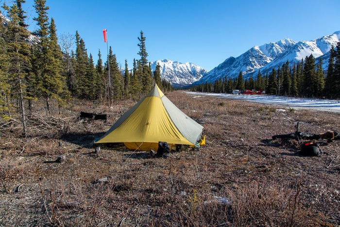 North of the Alaska Range was bare of snow in earl march, 2014.
