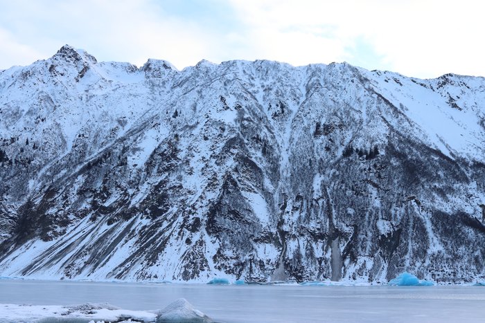 A warm wet winter still looks pretty snowy